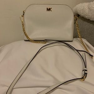 FIRM!!! MICHAEL KORS CROSSBODY BAG